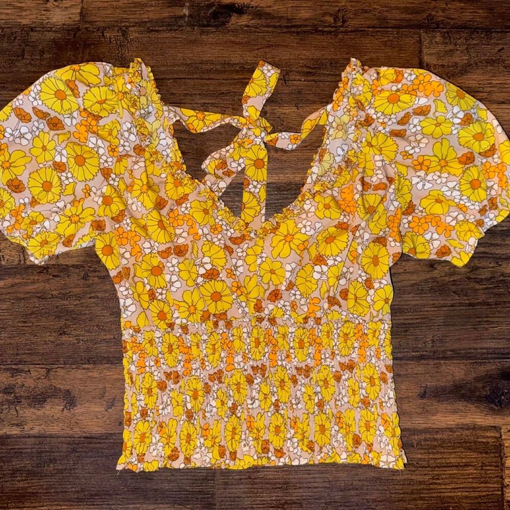 Milk And Honey Yellow Retro Style Floral Smocked Crop Top Size M
